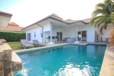 Villa in Hua Hin, Thailand 4 Schlafzimmer № 222140 - Foto 5