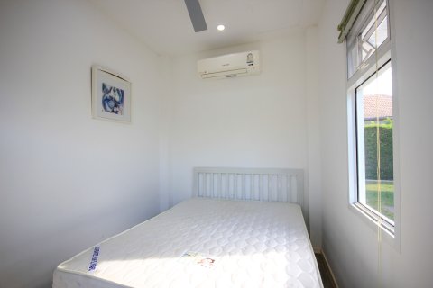 Villa in Hua Hin, Thailand 4 Schlafzimmer № 222140 - Foto 29