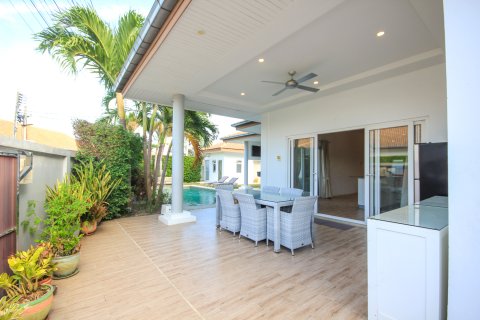 Villa in Hua Hin, Thailand 4 Schlafzimmer № 222140 - Foto 7
