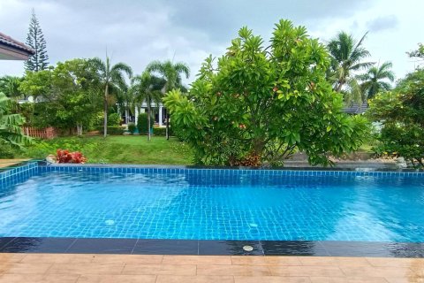 Villa in Hua Hin, Thailand 4 Schlafzimmer № 222137 - Foto 2