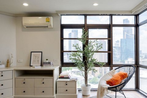 Condo in Bangkok, Thailand, 3 bedrooms  № 144617 - photo 5