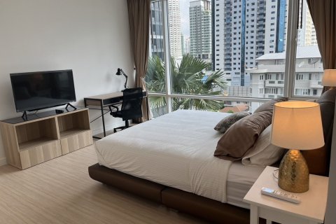 Condo in Khlong Toei, Bangkok, Thailand, 2 bedrooms  № 148556 - photo 7