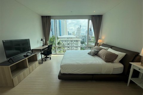 Condo in Khlong Toei, Bangkok, Thailand, 2 bedrooms  № 148556 - photo 6