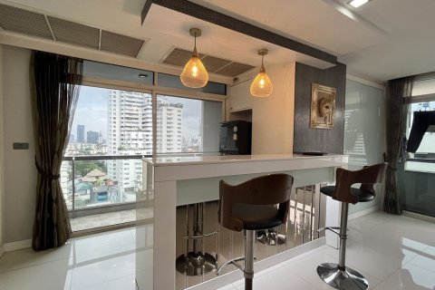 Condo à Watthana, Bangkok, Thaïlande, 3 chambres № 200814 - photo 23