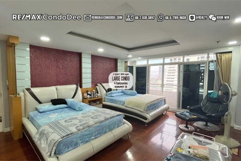 Condo à Watthana, Bangkok, Thaïlande, 3 chambres № 200814 - photo 17