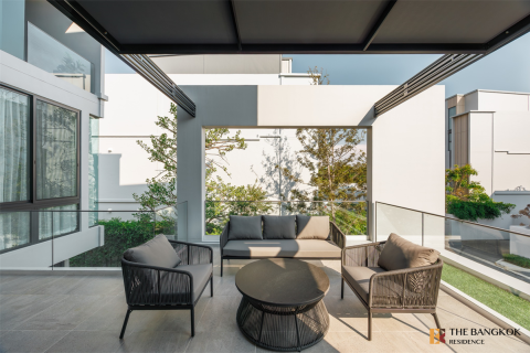 Condo in Bangkok, Thailand, 4 bedrooms  № 187542 - photo 8