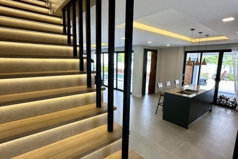 Villa in Pattaya, Thailand 4 bedrooms № 152744 - photo 16