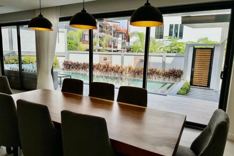 Villa in Pattaya, Thailand 4 bedrooms № 152744 - photo 9