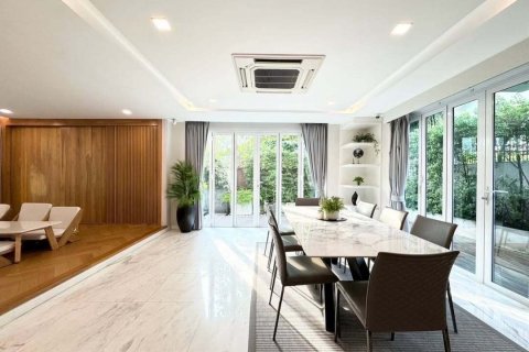 Дом в Ваттхане, Бангкок, Таиланд с 5 спальнями № 152749 - фото 13