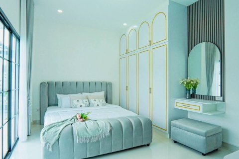 Villa in Pattaya, Thailand 4 bedrooms № 162087 - photo 14