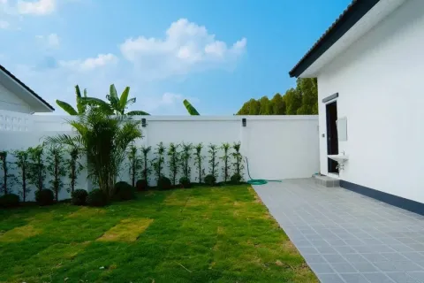 Villa in Pattaya, Thailand 4 bedrooms № 162087