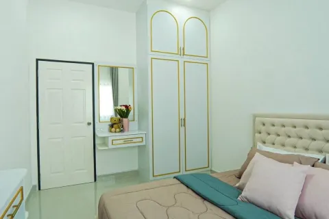 Villa in Pattaya, Thailand 4 bedrooms № 162087 - photo 4