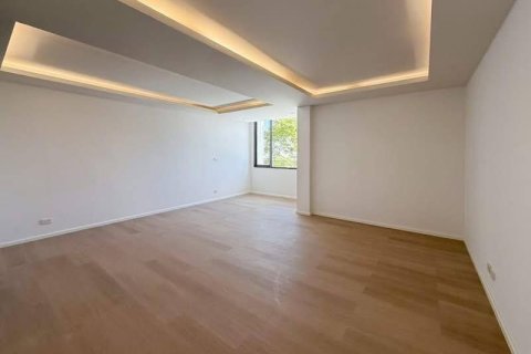 Townhouse in Watthana, Bangkok, Thailand 5 bedrooms № 162083 - photo 5