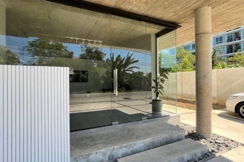 House in Chiang Mai, Thailand 4 bedrooms № 162084 - photo 2