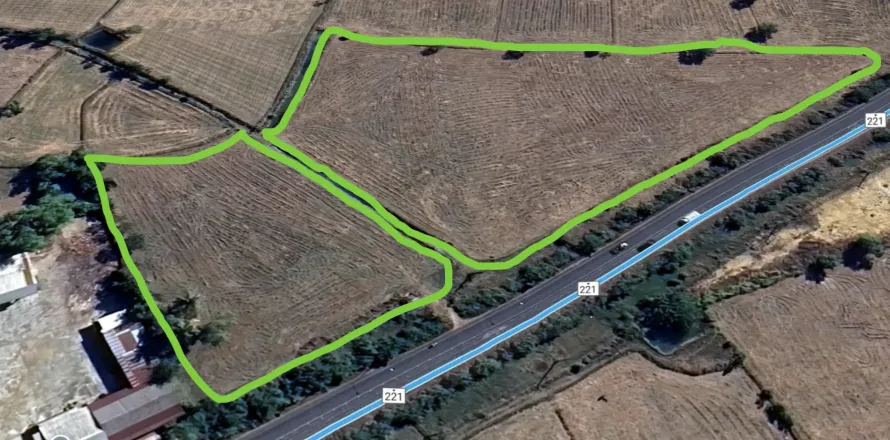 Terrain à Sisaket, Thaïlande 17600 m2 № 162088