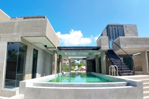 Villa in Hua Hin, Thailand 4 bedrooms № 169987 - photo 16