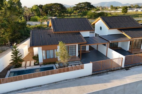 Chalet de 3 dormitorios en Hua Hin, Tailandia № 169991 - foto 23