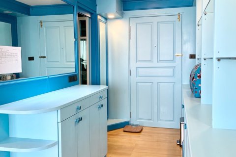 Condo in Nonthaburi, Thailand, 2 bedrooms  № 169035 - photo 13