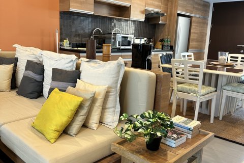 Кондоминиум с 2 спальнями в Ча-аме, Таиланд № 169034