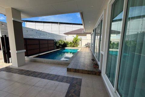 House in Pattaya, Thailand 3 bedrooms № 169040 - photo 13