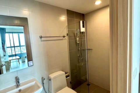 Кондоминиум с 2 спальнями в Банг Сью, Бангкок, Таиланд № 169039 - фото 4