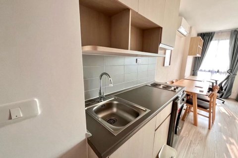 Кондоминиум с 2 спальнями в Банг Сью, Бангкок, Таиланд № 169039 - фото 14