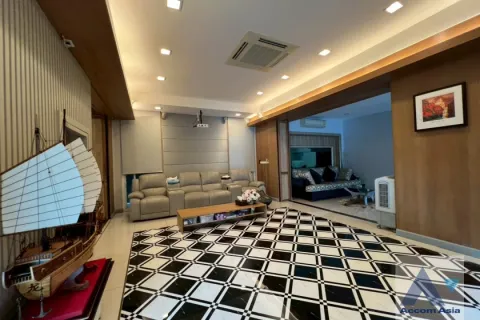 Haus in Bang Kaeo, Thailand 6 Schlafzimmer № 219014 - Foto 3