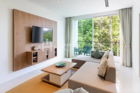 Condominio de 2 dormitorios en Kamala, Tailandia № 214163 - foto 2