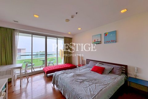 Studio dans le Condo à Pattaya, Thaïlande  № 208992