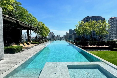 Studio in the Condo in Khlong Toei, Bangkok, Thailand  № 142231 - photo 14