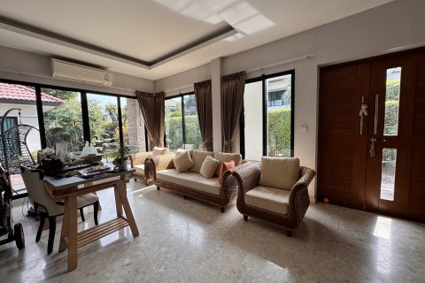 Maison à Nonthaburi, Thaïlande 4 chambres № 139565 - photo 15