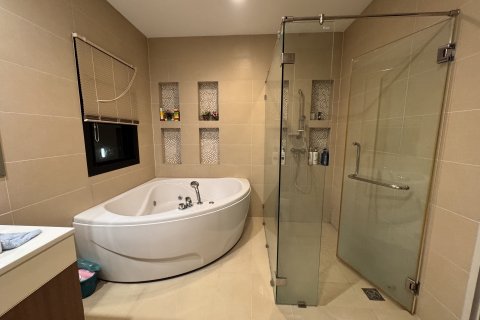 Maison à Nonthaburi, Thaïlande 4 chambres № 139565 - photo 11