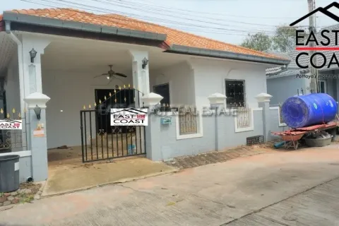 Casa de 2 dormitorios en Pattaya, Tailandia № 213002 - foto 2