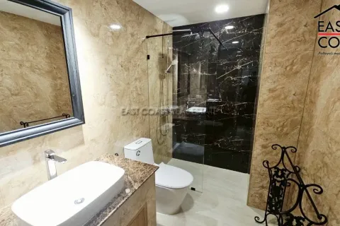 Condominio de 3 dormitorios en Jomtien Beach, Pattaya, Tailandia № 213001 - foto 30