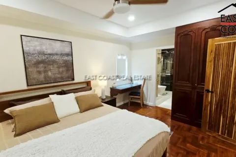 Condominio de 3 dormitorios en Jomtien Beach, Pattaya, Tailandia № 213001 - foto 16