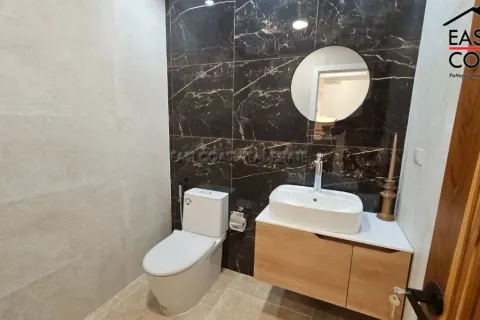 Condominio de 3 dormitorios en Jomtien Beach, Pattaya, Tailandia № 213001 - foto 24