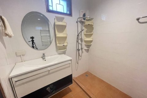 Villa in Hua Hin, Thailand 6 bedrooms № 114602 - photo 9