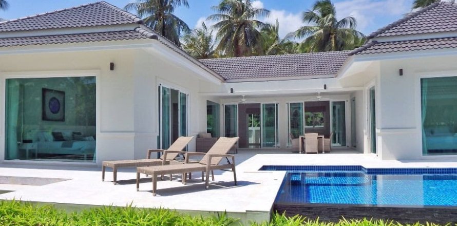 Villa in Hua Hin, Thailand 4 bedrooms № 165849