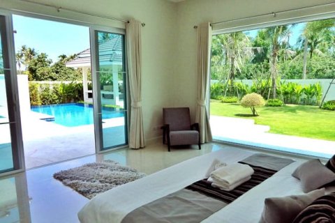 Villa à Hua Hin, Thaïlande 4 chambres № 165847 - photo 6