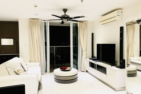 Студия в кондо в Паттайе, Таиланд № 145137 - фото 2