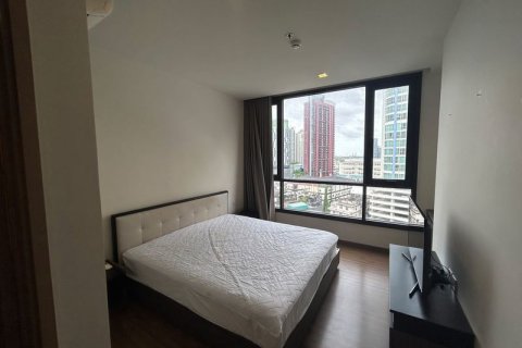 Студия в кондо в Ваттхане, Бангкок, Таиланд № 147668 - фото 2