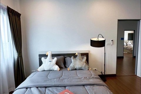 Maison à Bang Kaeo, Thaïlande 4 chambres № 147666 - photo 8