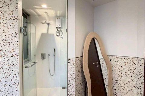 Studio in the Condo in Sathon, Bangkok, Thailand  № 147670 - photo 11