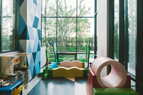 Studio dans le Condo à Phra Khanong, Bangkok, Thaïlande  № 172032 - photo 4