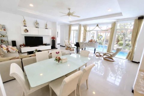 Вилла в Пхукете, Таиланд с 4 спальнями  № 172034 - фото 5