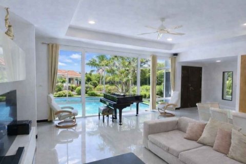 Вилла в Пхукете, Таиланд с 4 спальнями  № 172034 - фото 3