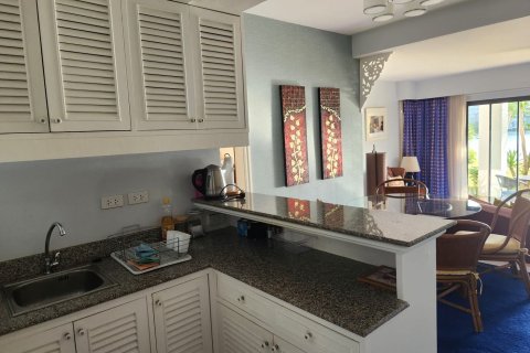 Studio dans le Condo à Phuket, Thaïlande  № 172035 - photo 15