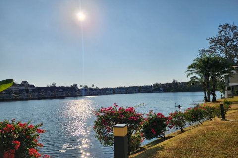 Studio dans le Condo à Phuket, Thaïlande  № 172035 - photo 8