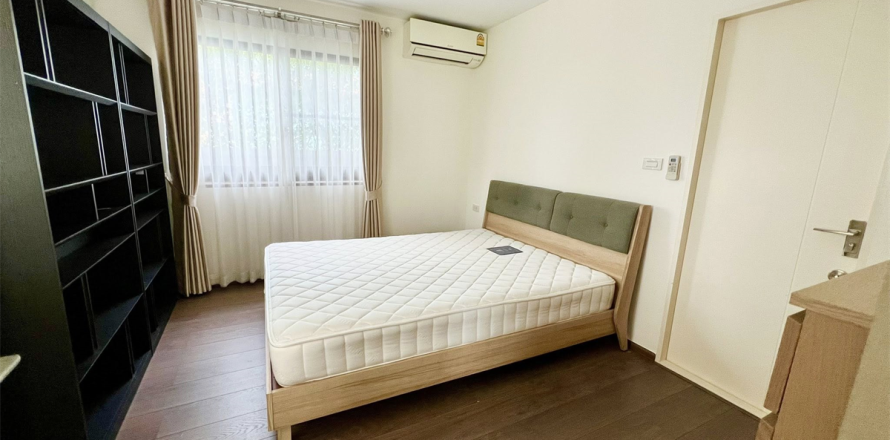บ้านในกรุงเทพฯ, ประเทศไทย 4 ห้องนอน № 189054