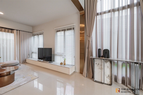 Maison à Bangkok, Thaïlande 4 chambres № 189051 - photo 7